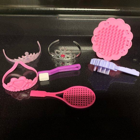 Other - Bundle of 7 Doll Accessories